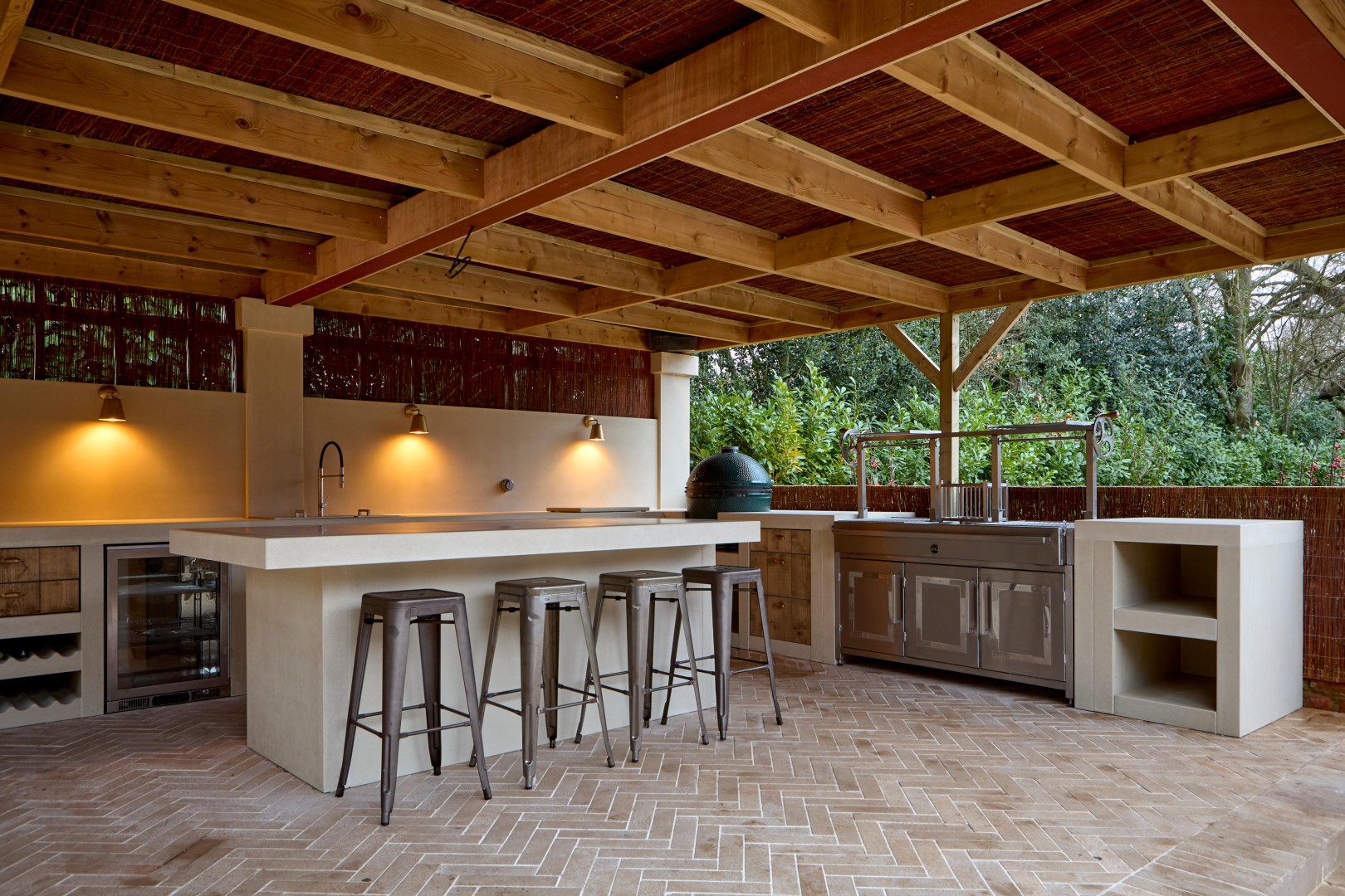 The Edit | Designing the Outdoor Kitchen with Sally McCoy